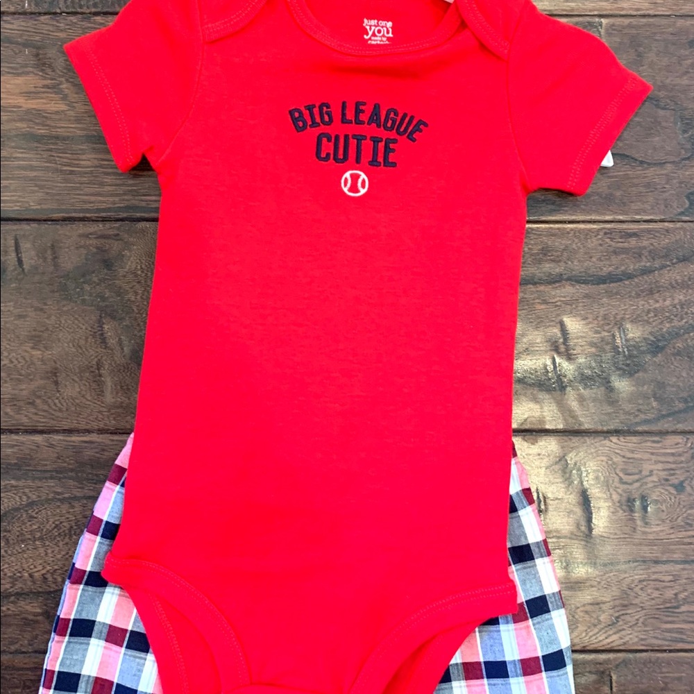 Carter’s short set
